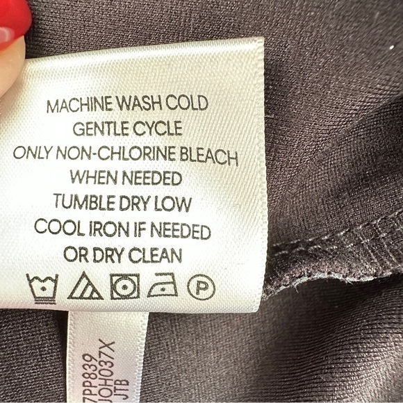 Calvin Klein high-rise pull-on  pants, cropped ankle length, stretchy - Picture 9 of 10